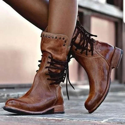 TS | Vintage leather lace-up boots