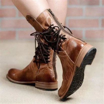 TS | Vintage leather lace-up boots