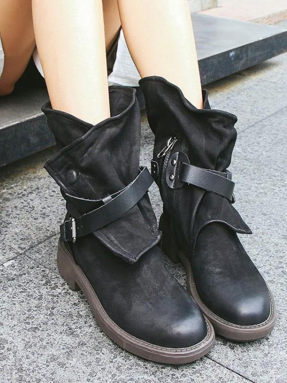 TS | Vintage ankle boots with buckles