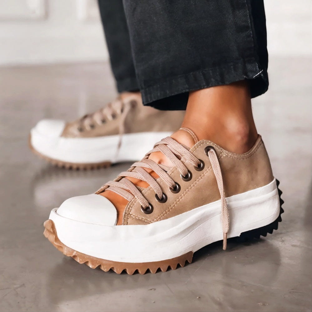 TS | Trendy, chunky platform sneakers