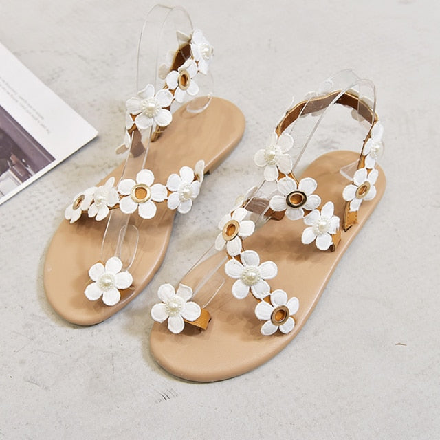 TS | Elegant lace sandals