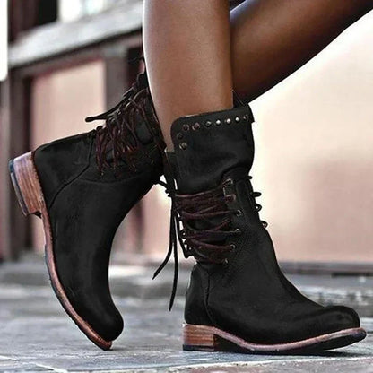 TS | Vintage leather lace-up boots