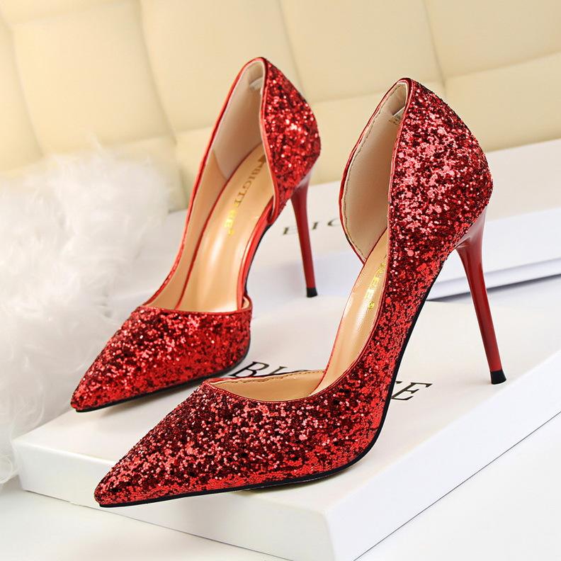 TS | Elegant glittering stiletto heels