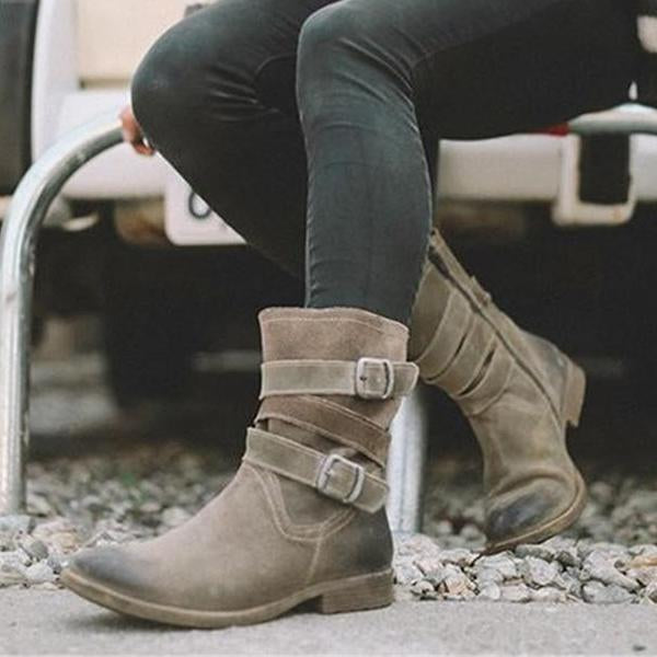 TS | Robust ankle boots with buckle