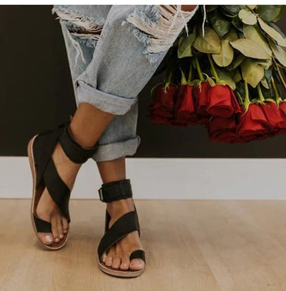 TS | Cross strap ankle wrap toe ring sandals