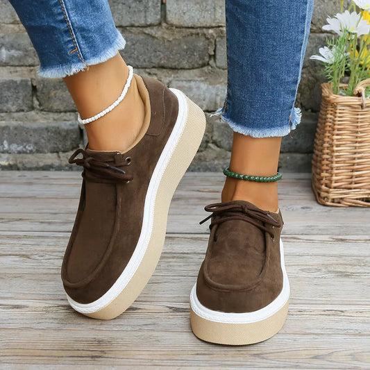 TS | Casual suede platform sneakers