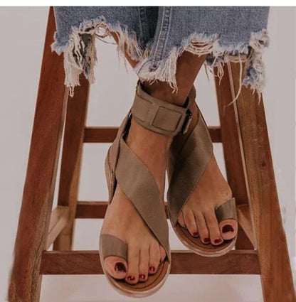 TS | Cross strap ankle wrap toe ring sandals