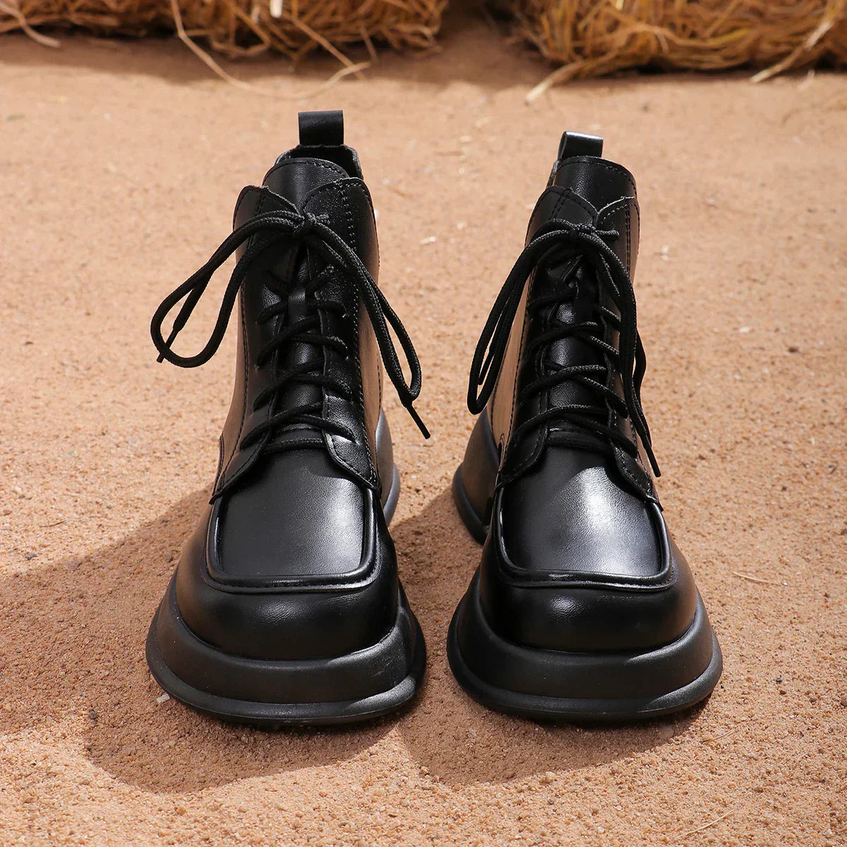 TS | Brown leather lace-up ankle boots