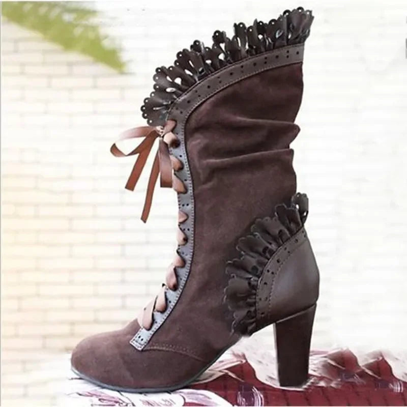 TS | Victorian-inspired lace-up boots with heel