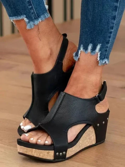 TS | Chic wedge sandals