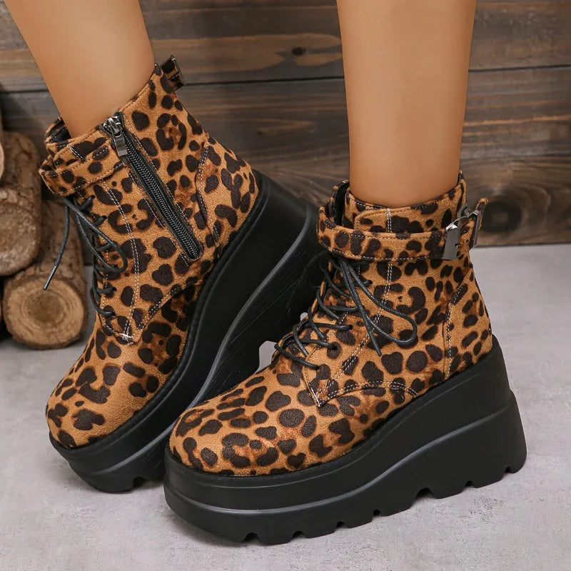 TS | Boots with leopard pattern in patform