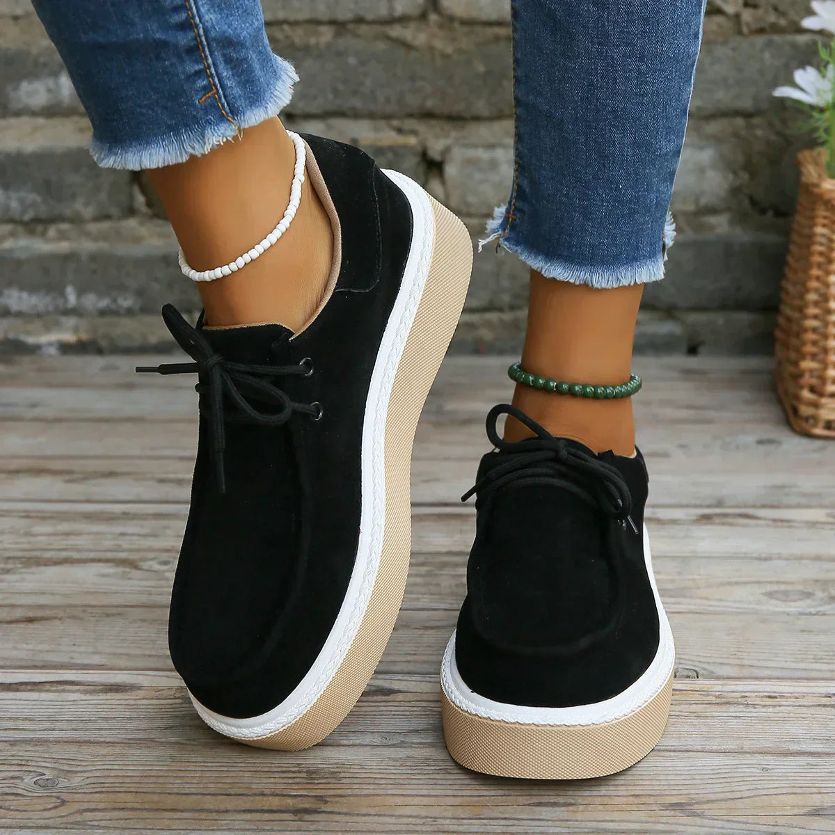 TS | Casual suede platform sneakers