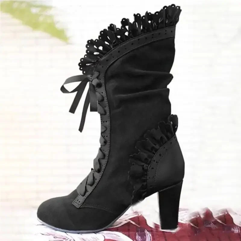 TS | Victorian-inspired lace-up boots with heel