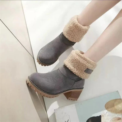 TS | Cozy fold-over ankle boots with chunky heel