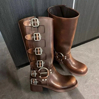 TS | Riding boots with buckle straps