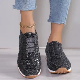 TS | Glittering sneakers