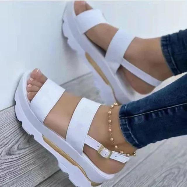 TS | Strappy platform sandals