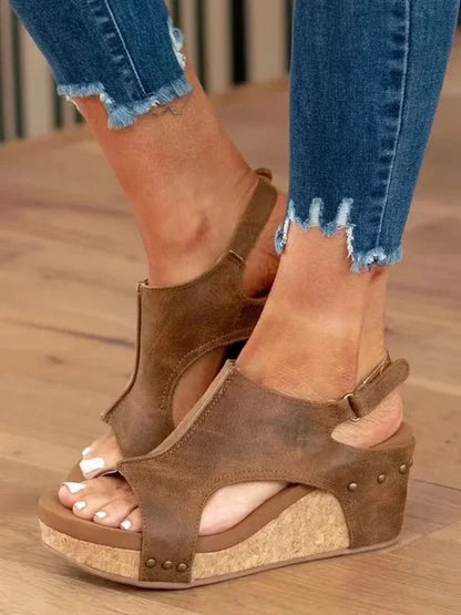 TS | Chic wedge sandals