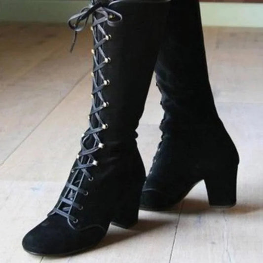 TS | Elegant knee-high lace-up boots with block heel