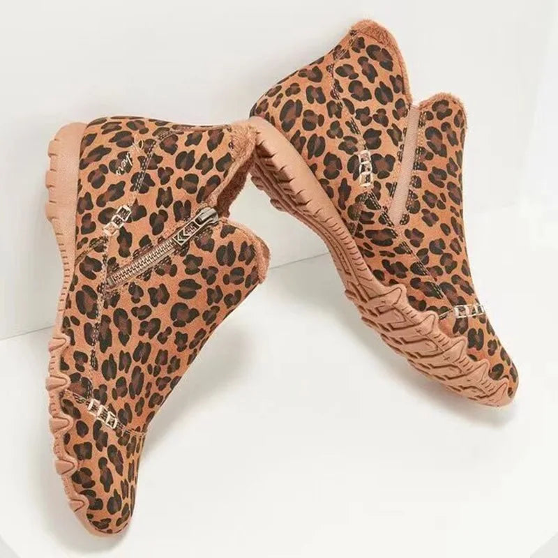 TS | Leopard print ankle boots with faux fur lining