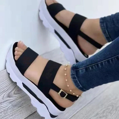 TS | Strappy platform sandals