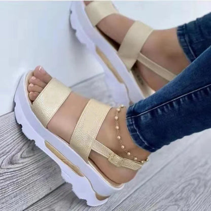 TS | Strappy platform sandals