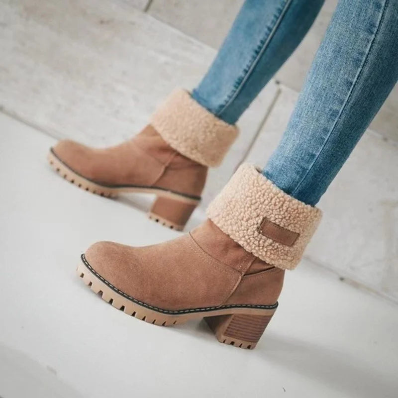 TS | Cozy fold-over ankle boots with chunky heel