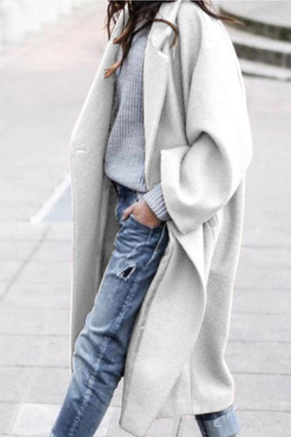 TS | Elegant coat with oversized lapels