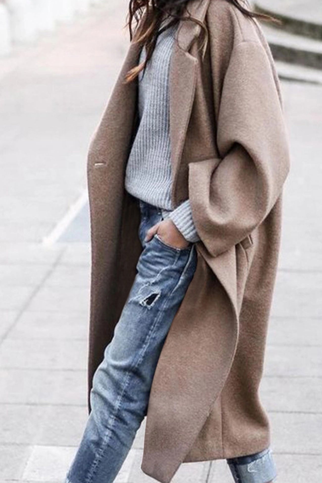 TS | Elegant coat with oversized lapels