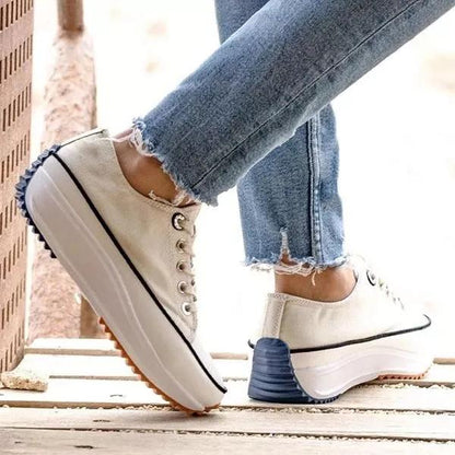 TS | Elegant platform sneakers