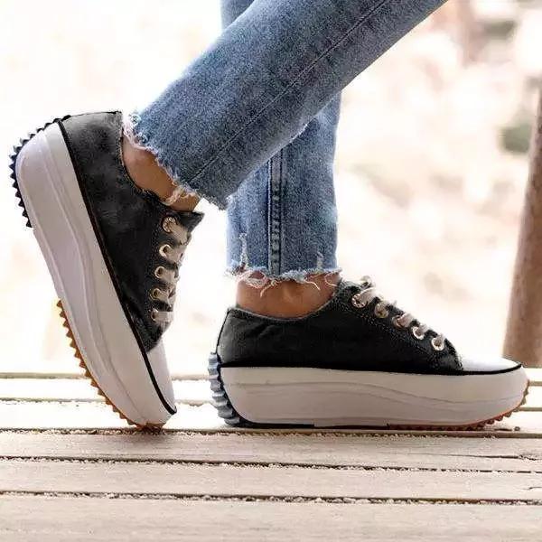 TS | Elegant platform sneakers