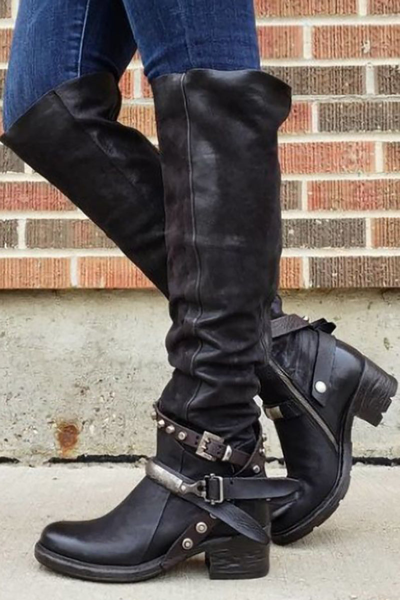 TS | Ankle-high boots with buckle