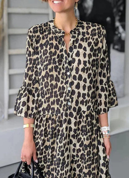 TS | Midi dress with leopard print, button placket and 3/4 sleeves