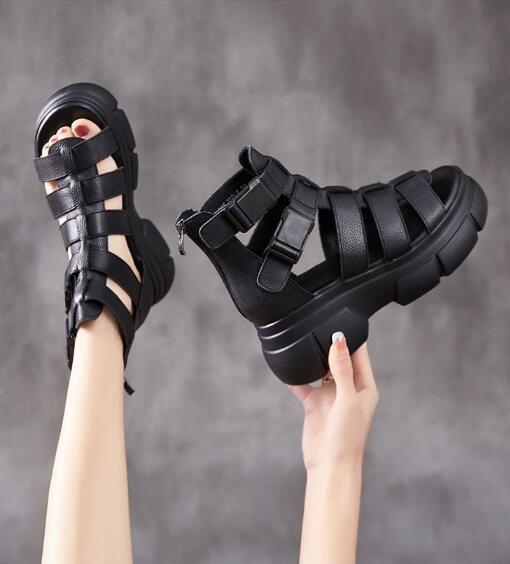 TS | Chunky gladiator sandals with multiple straps