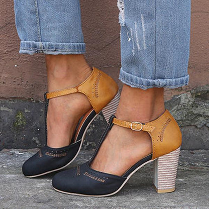 TS | Vintage T-strap heels