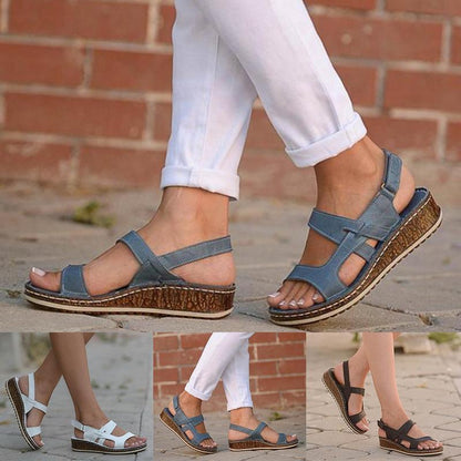 TS | Comfortable wedge sandals with adjustable straps